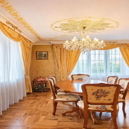 Luxusni S Terasou A Vyhledem *