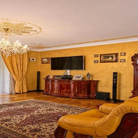 Luxusni S Terasou A Vyhledem * Prága