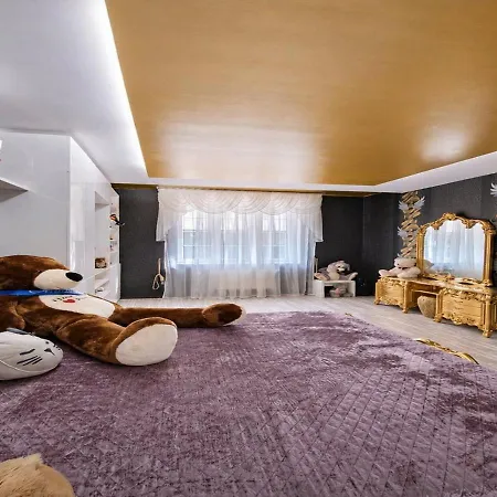 Διαμέρισμα Luxusni S Terasou A Vyhledem *